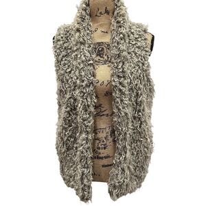 BCBGeneration Grey Faux Fur Shaggy Curly Vest Small Open Front Layering‎ Boho